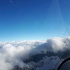 Flugwegposition um 12:59:52: Aufgenommen in der Nähe von Gemeinde Neustift im Stubaital, 6167 Neustift im Stubaital, Österreich in 3055 Meter